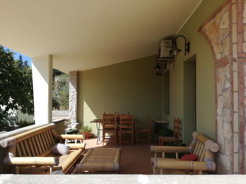 Villa Renzo E Lucia Sant Isidoro  Buitenkant foto